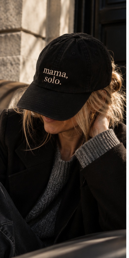 Cap — mama, solo